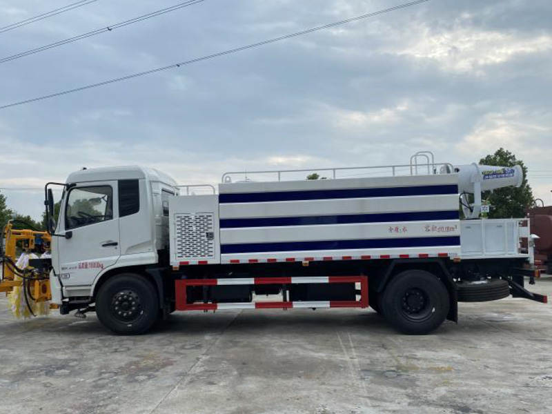 方罐-东风天锦城市清洗车