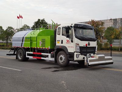 重汽豪沃CLW5180GQXZ6清洗车国六