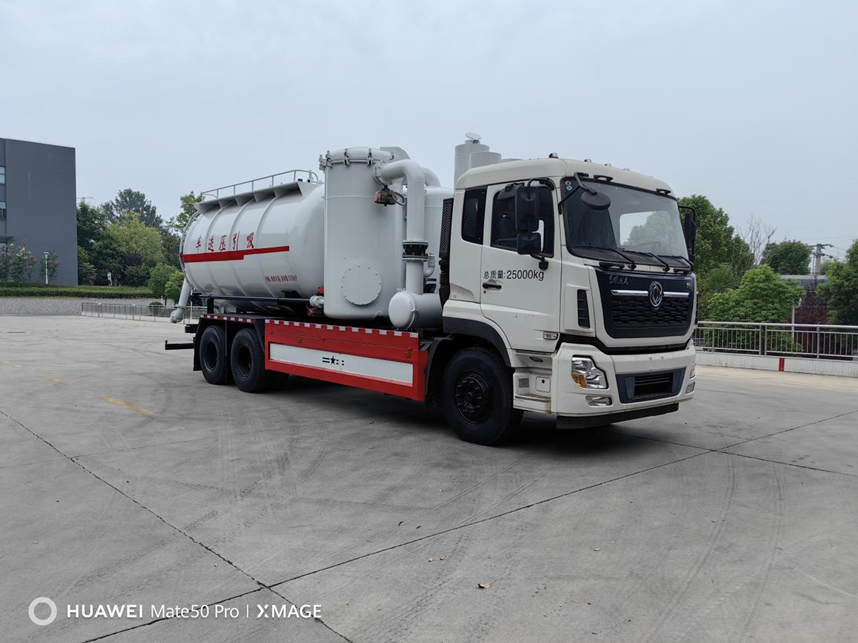 东风天龙后八轮吸引压送车-吸排车