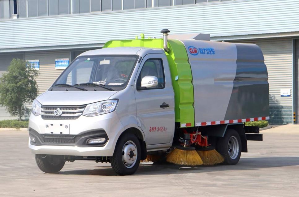 CL5033TSL6GH长安扫路车