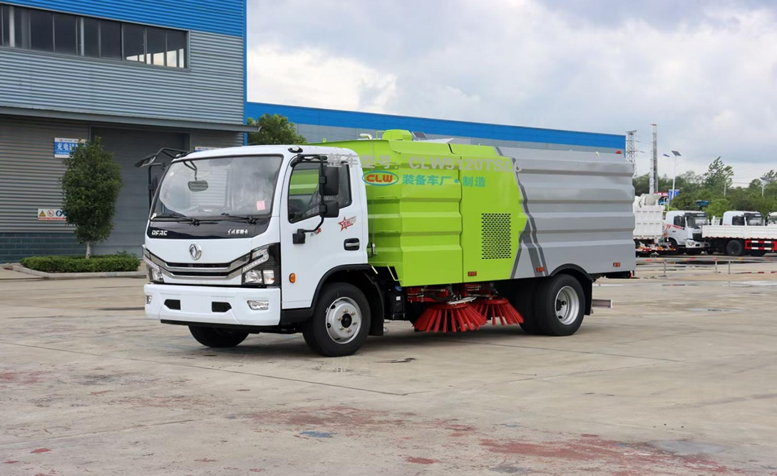 CLW5120TSL6大多利卡扫路车