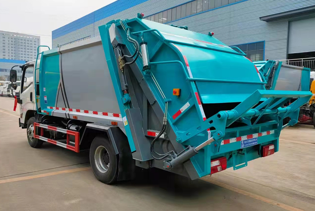 江铃凯运7方压缩垃圾车