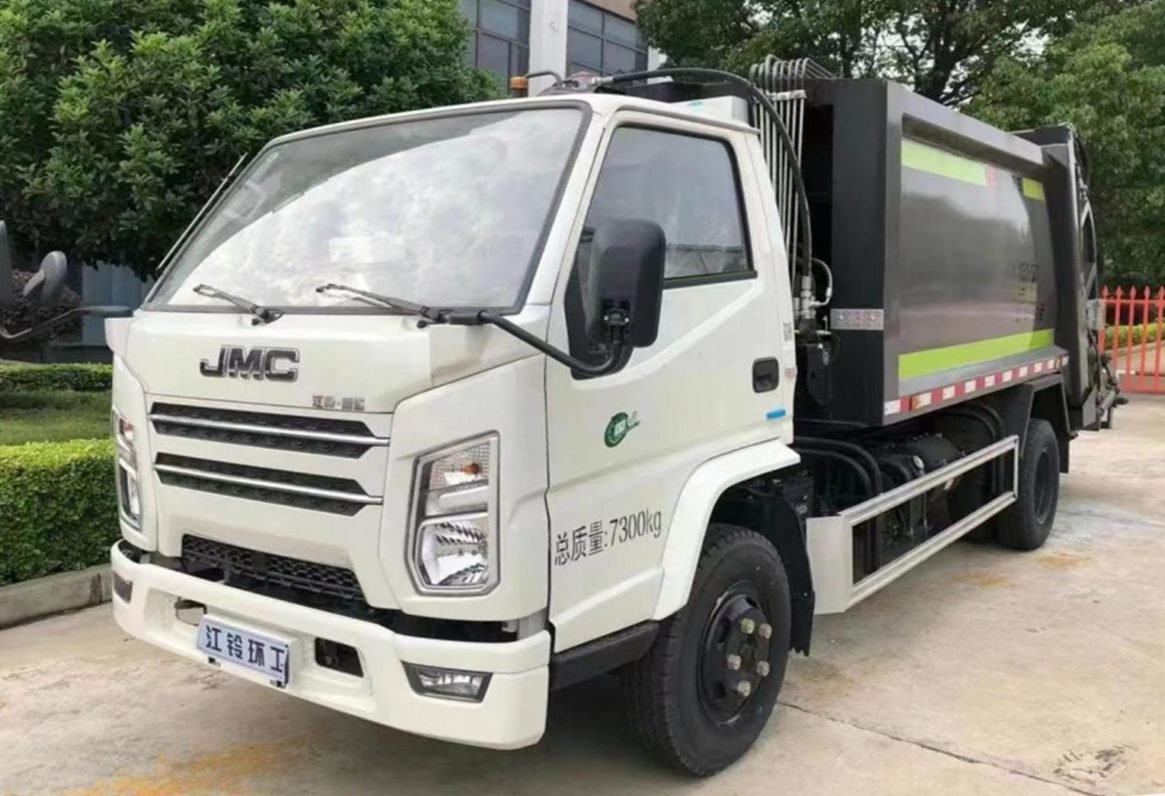 江铃顺达6方压缩垃圾车