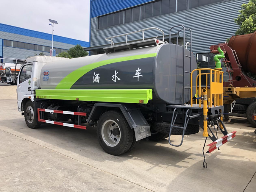 D7.F7系列9.28方洒水车