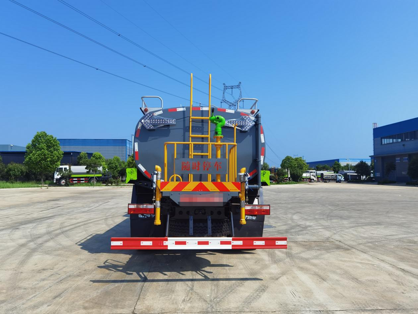 D9系列13.7方洒水车