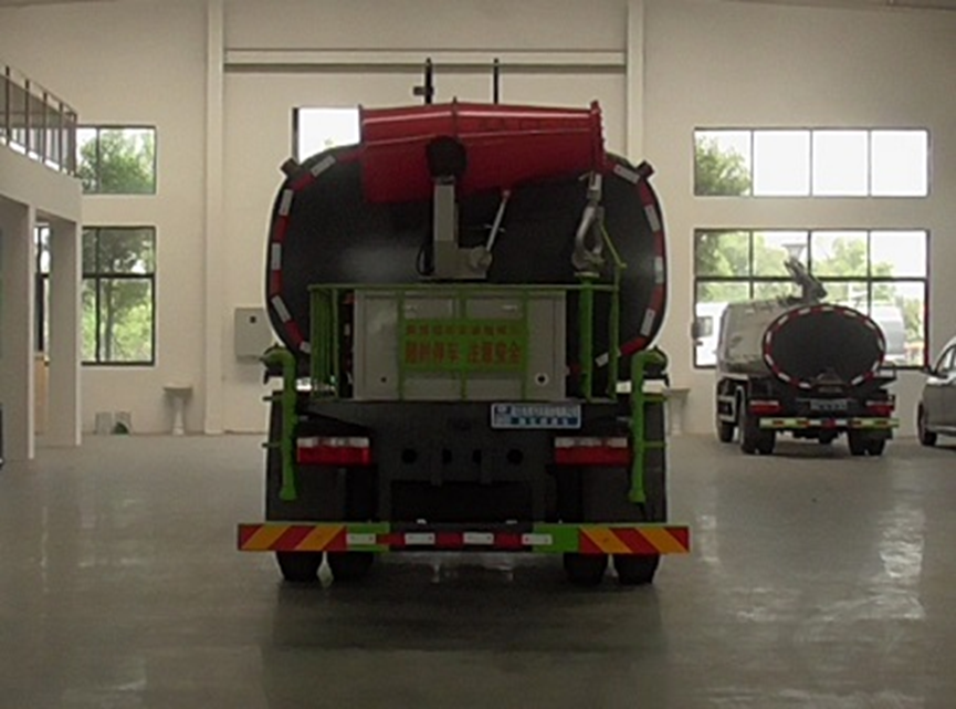 D9系列14.7方绿化喷洒车
