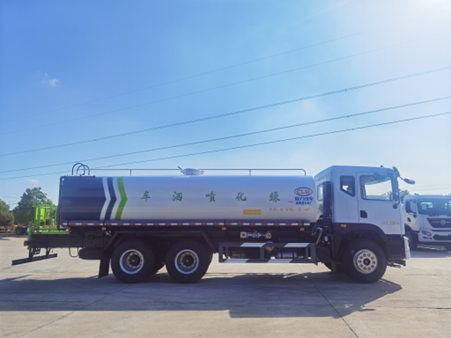 华神T5 20方洒水车