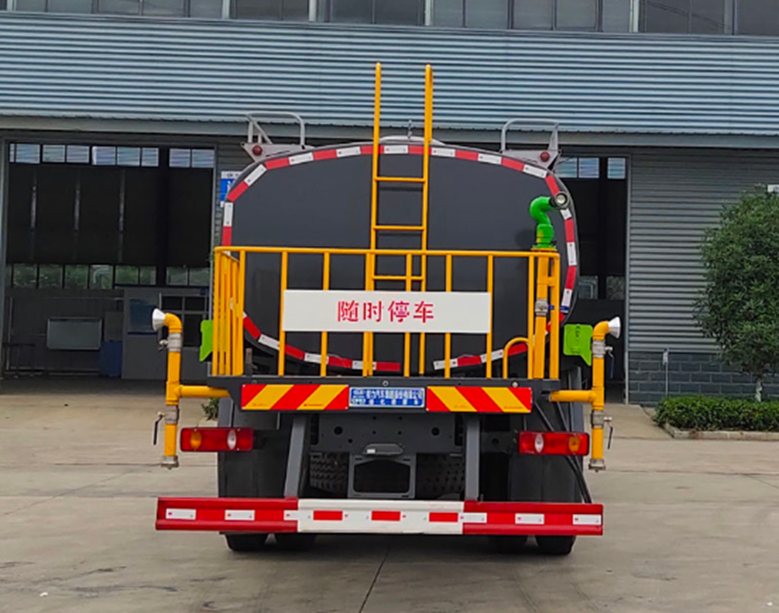 锦程后双桥18.47方绿化喷洒车