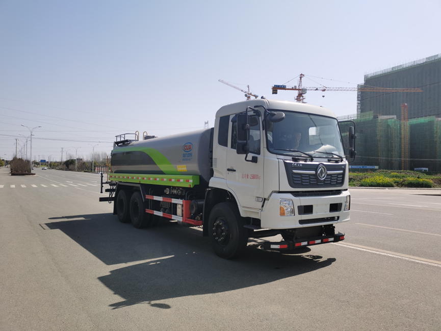 天锦后双桥18.47方绿化喷洒车