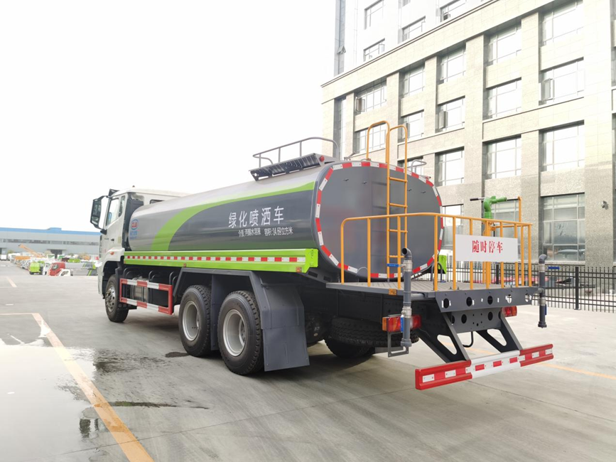 重汽后双桥NX系列17.86方绿化喷洒车