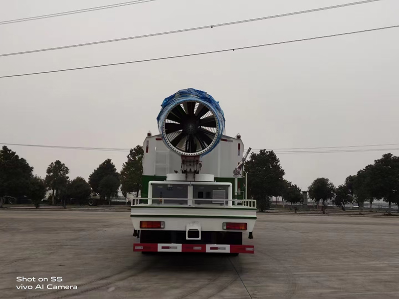 天龙后双桥抑尘车--方罐