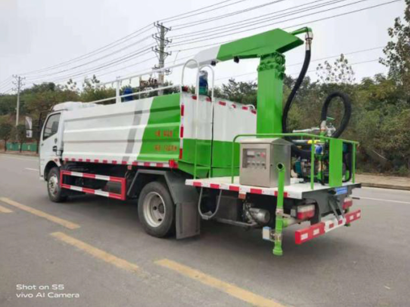 F7--云内170马力铁路抑尘车