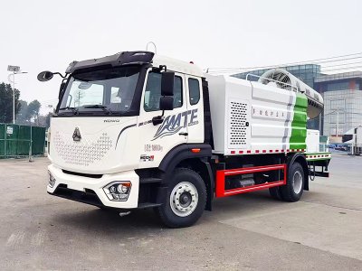 重汽豪沃MATE抑尘车